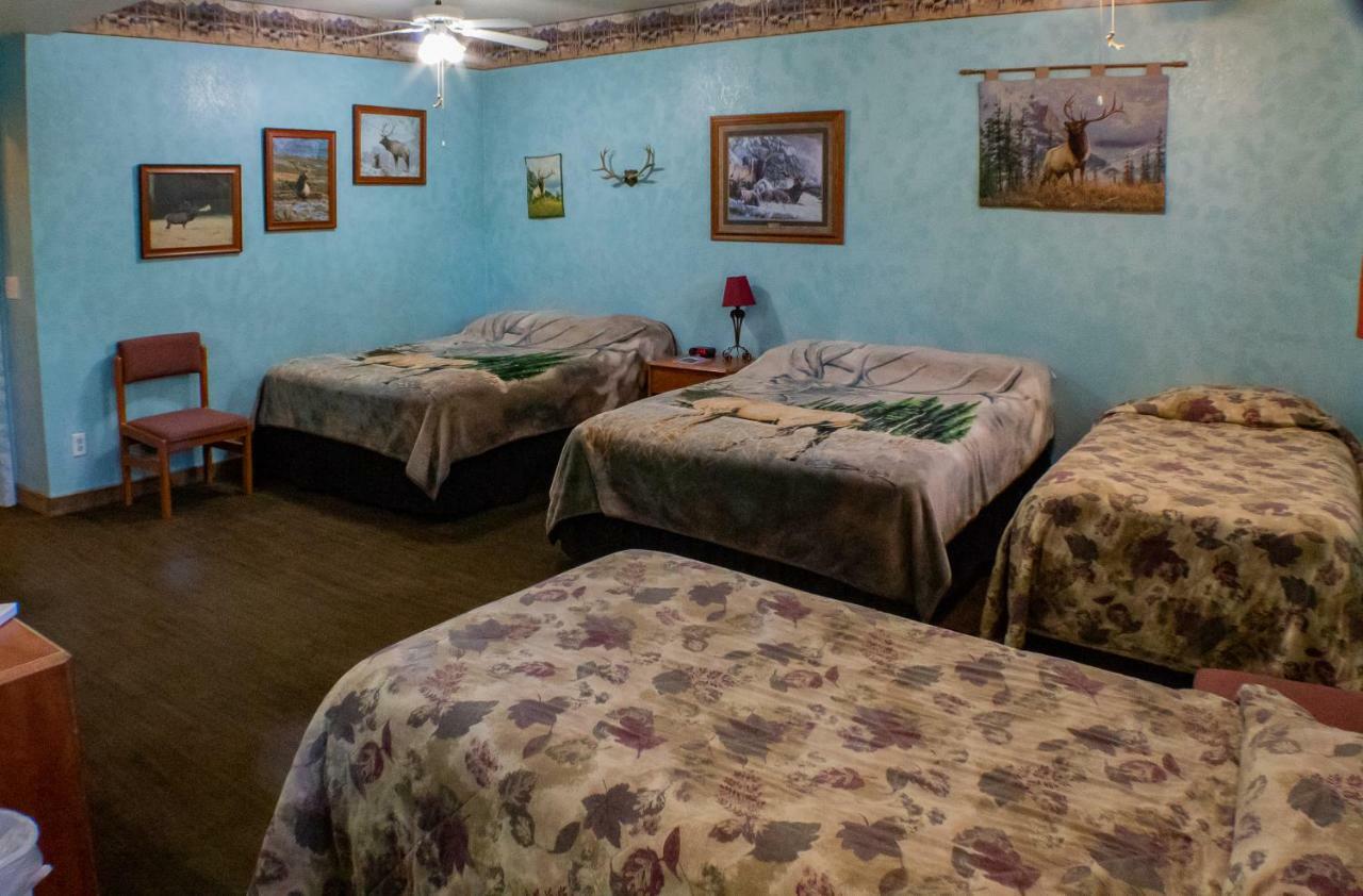 Elk Run Inn Craig Bagian luar foto