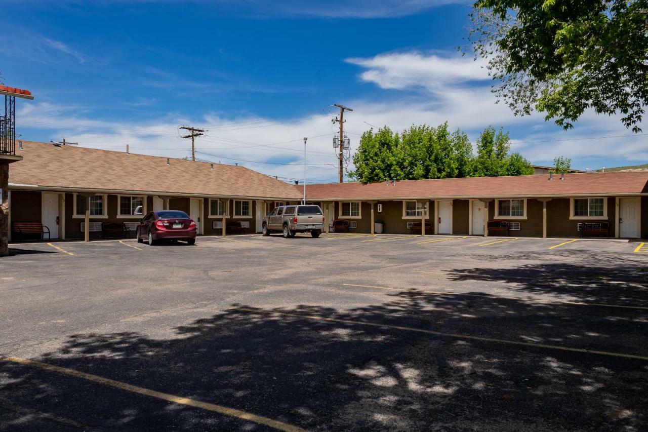 Elk Run Inn Craig Bagian luar foto